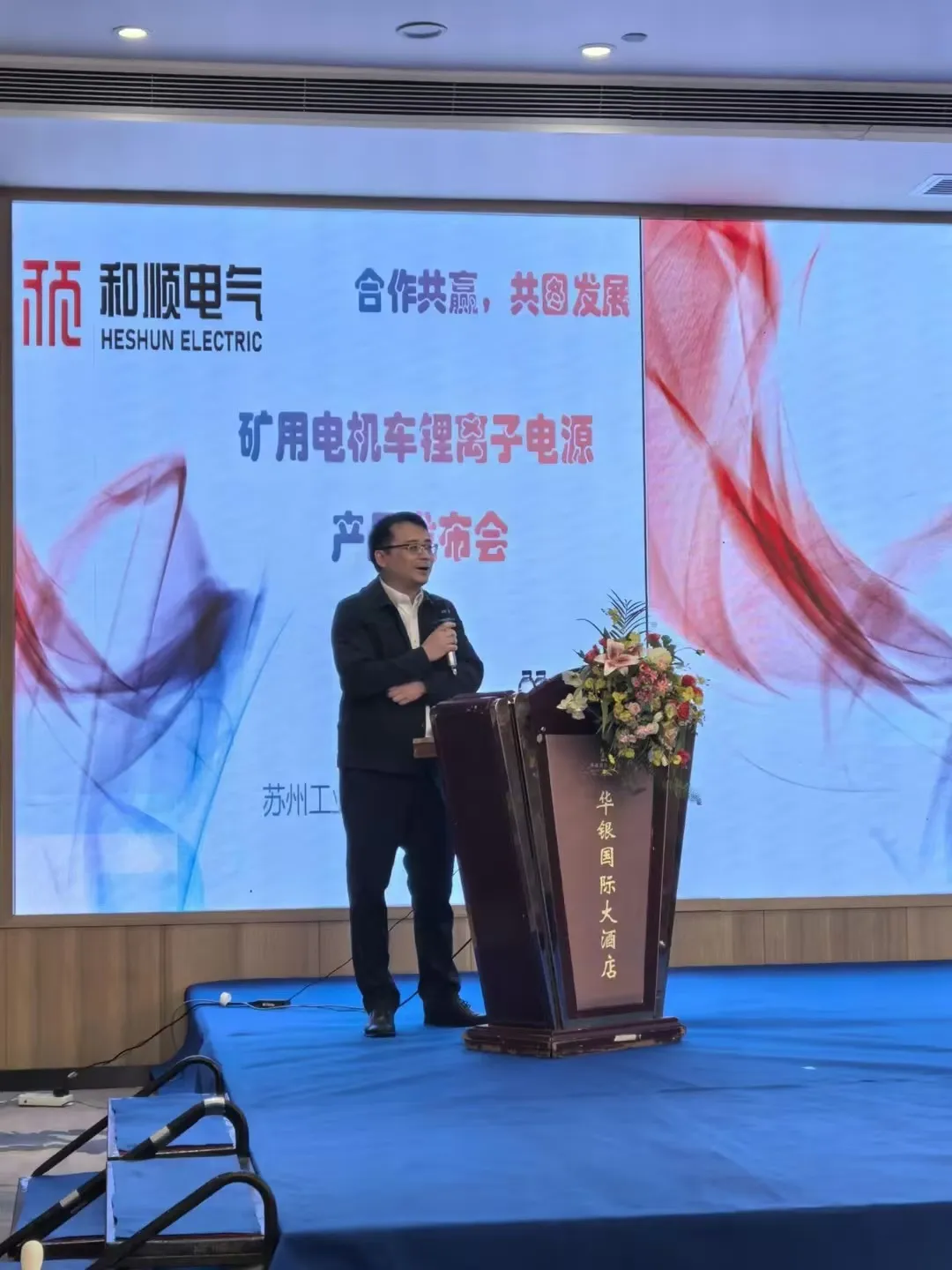 英国365集团-天才探花致命绝杀！新艾弗森飞速回防一帽定乾坤 恩比德快让位吧